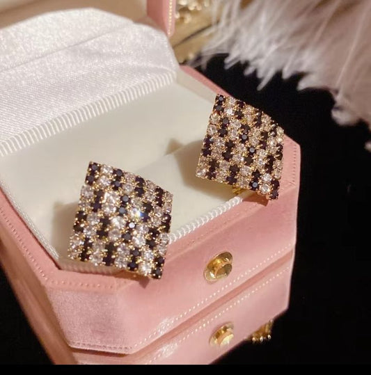 INSIOX - Black And White Crystal Stud Earings